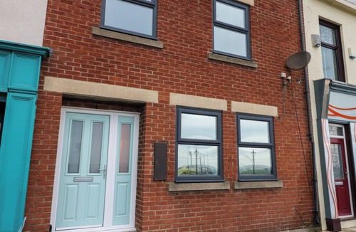 Seaham Cottage | ELEVEN TIDES, pet friendly, country holiday cottage in Seaham
