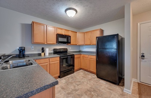 Elizabethtown Apartment | Elizabethtown Apt: 3 Mi to Dtwn!