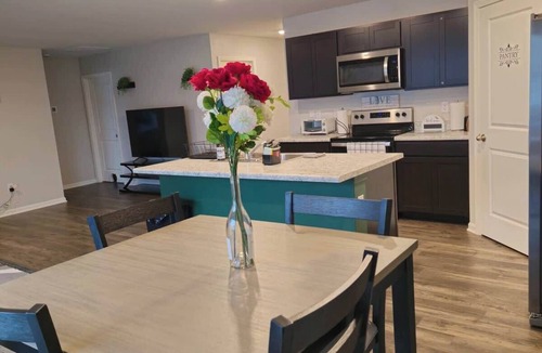 Elizabethtown House | Elizabethtown Charm