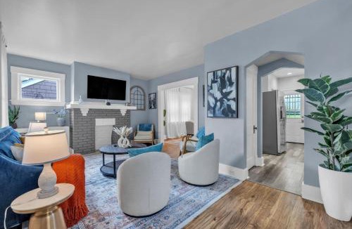 Brookline House | Enchanting 3BR with Yard - Patio