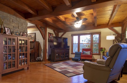 Cynthiana House | Enchanting, Secluded Timberframe Home