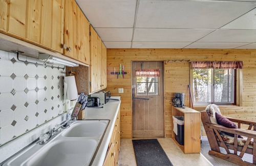 Puposky Cabin | Endless Fun! Lakefront Cabin at Birch Haven Resort