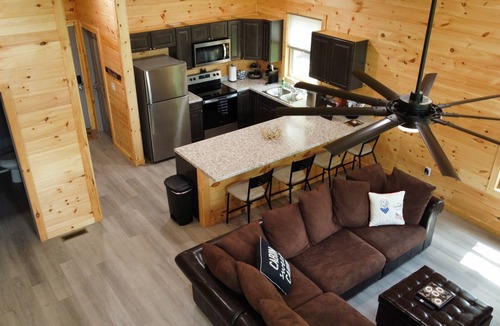 Means Cabin | "ENDLESS VIEW" Red River Gorge/Natural Bridge- New Construction! Dog Friendly!