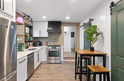 Ferndale House | Enjoy a comfortable stay in our newly renovated home