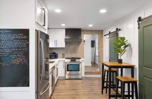 Ferndale House | Enjoy a comfortable stay in our newly renovated home