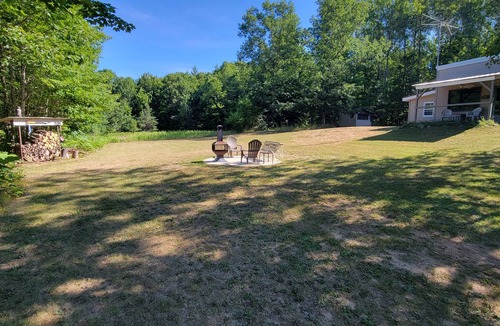 Kingsley House | Enjoy theTraverse City area lakes, rivers, wineries, trails and seclusion here!