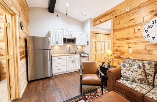 Hill City House | Enjoyable 1-bedroom poolside townhome
