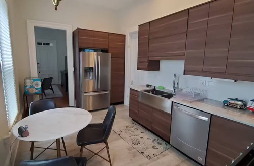 Schnitzelburg House | Entire 125 yr old modern home in Schnitzelburg of Louisville, Kentucky