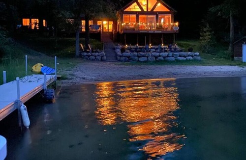 Motley Cabin | Entire Cabin on Lake Shamineau