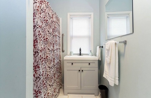 Grand Rapids House | Entire home 6 minutes from GR favorite spots