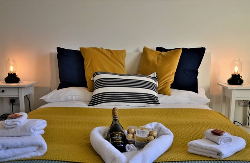 Durham House | ENTIRE Lovely Modern House - business - holidays