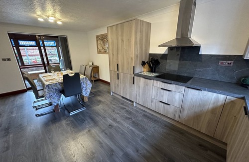 Muston Cottage | Eric House