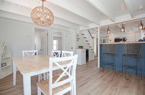Plymouth House | Escape to the white sands and rolling dunes of White Horse Beach!