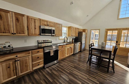Joelton Ski Chalet | Escape to your private Oasis and experience ultimate relaxation!
