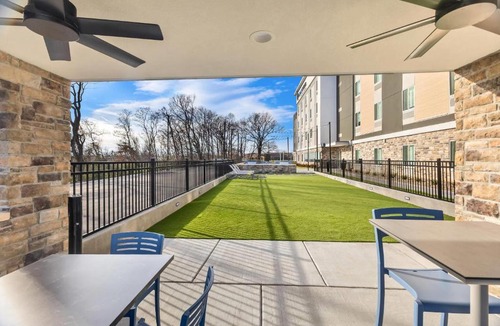 Clarksville Hotel | Everhome Suites Clarksville Ft Campbell Area by Choice Hotels