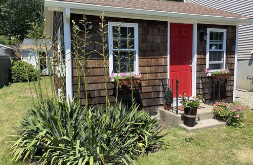 South Kingstown Cottage | Everyone We Know Wants to Live in This Cottage