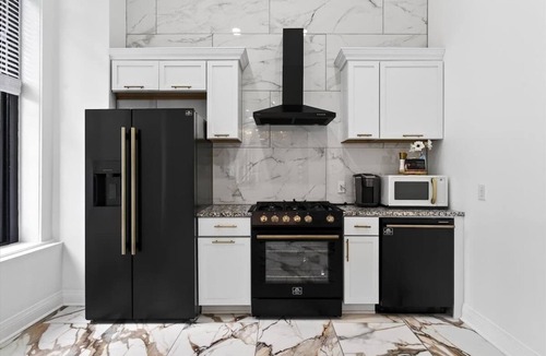 West Main Historic District Apartment | Exclusive Downtown retreat w/stunning city views!