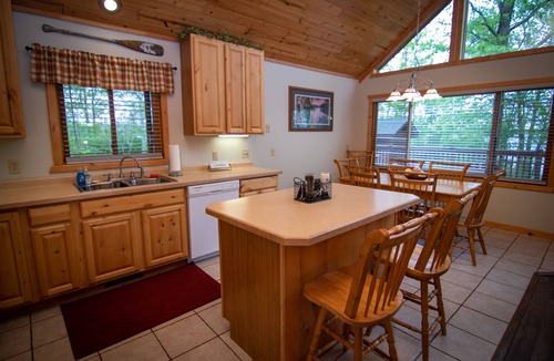 Winter House | Exclusive PRIVATE ISLAND for your group on Lake Winter