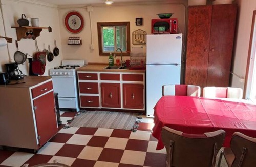 Mancelona Cabin | Exclusive & Secluded~7 Acre Lake~150 Acres~Beach, Dock, Kayak