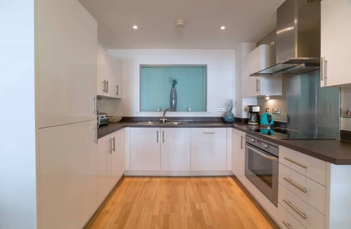 Moffat Apartment | Exclusive Tower Bridge Apartment
