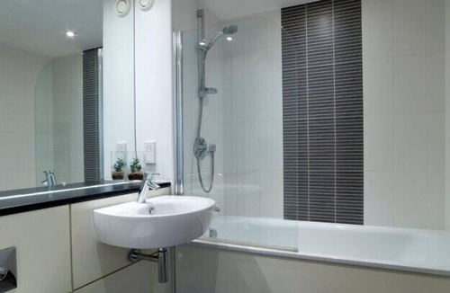 Moffat Apartment | Exclusive Tower Bridge Apartment
