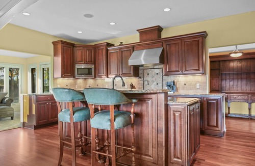 Edina House | Executive 5-bedroom house in Edina