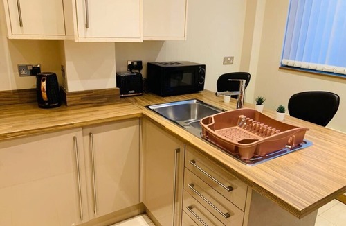 Sunderland City Centre Apartment | Executive Apartment a very short walk to the Sunderland metro and train station.