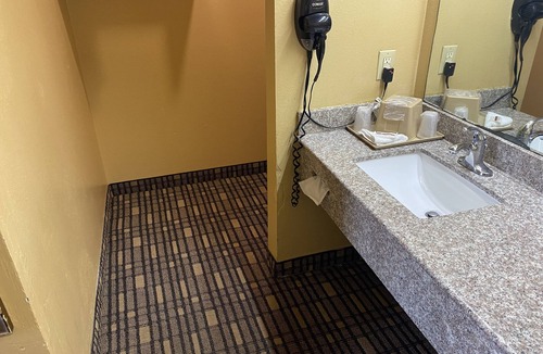 Amarillo Hotel | Executive Inn