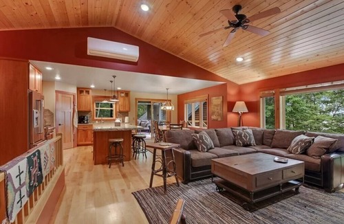 Stone Lake Cabin | Executive Luxury on LCO, Hayward