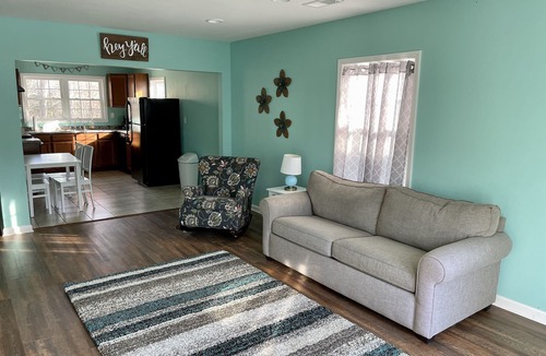 Almo House | Experience Kentucky Lake out the back door! Spacious 4-bedroom retreat awaits.