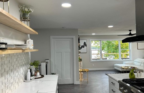Alexandria House | Experience Luxury, leisure, and lakefront living for the whole family