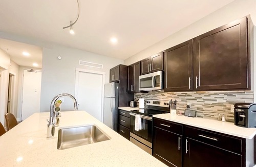 Heartside Apartment | Explore Grand Rapids from a Chic Condo w/Balcony