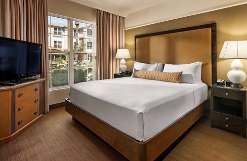 Gainey Village Villas Hotel | Explore the Best of Scottsdale from Our Luxurious All-Suite Resort! with Pool!