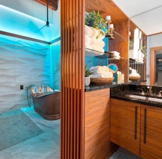 Traverse City Apartment | Exquisite One-of-a-Kind 3BDR Penthouse Condo in Downtown TC
