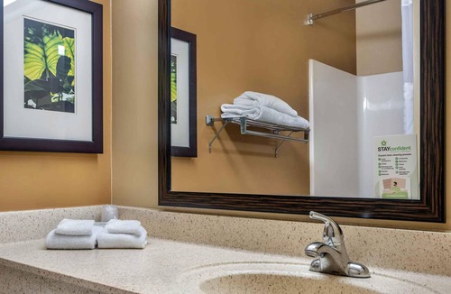 Middleburg Heights Hotel | Extended Stay America Suites Cleveland Middleburg Heights