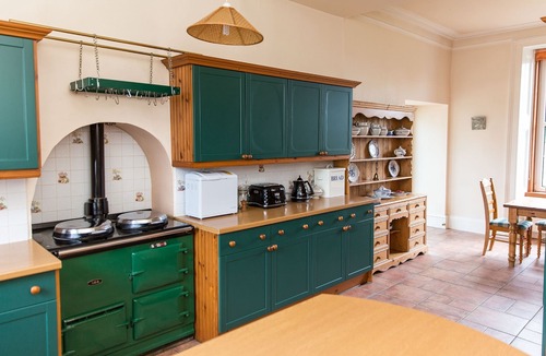 Cardross House | Extended Victorian Manor House With Conservatory/large Garden, sleeps 10