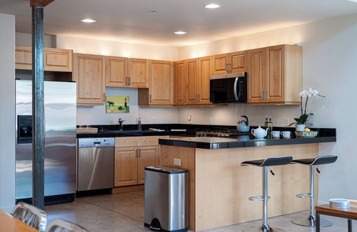South Capitol Condo | Eye Candy Loft | Modern Santa Fe Loft | Railyard District