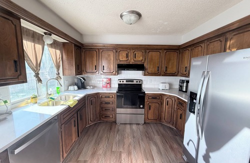 Wichita House | Fabulous 4-bedroom townhome with AC in vibrant Wichita
