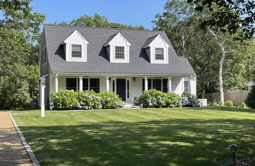 Katama House | Fabulous home in Edgartown, close to beaches and center
