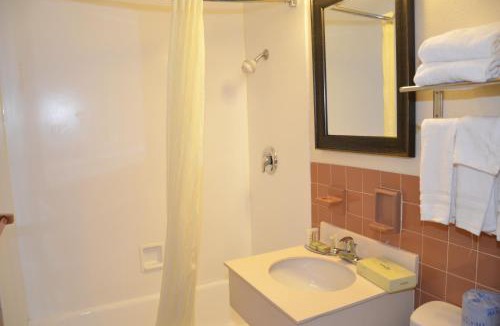 Williamsville Hotel | FairBridge Inn Express Buffalo Airport Williamsville