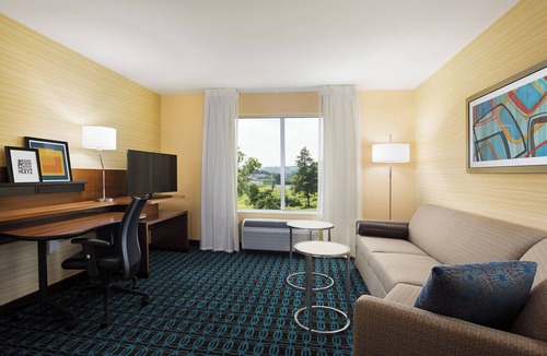 Pricedale Hotel | Fairfield Inn and Suites by Marriott Belle Vernon