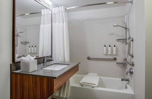 Brunswick Hotel | Fairfield Inn & Suites by Marriott Brunswick Freeport