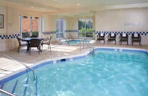 Indianapolis Hotel | Fairfield Inn & Suites Indianapolis East