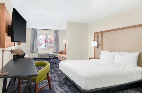 Saginaw Hotel | Fairfield Inn & Suites Saginaw