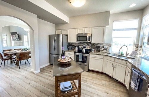 Gleneagle House | Falcon's Nest | hot tub/games/firepit/USAFA