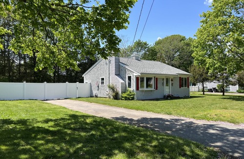 East Falmouth House | Falmouth Cape House!