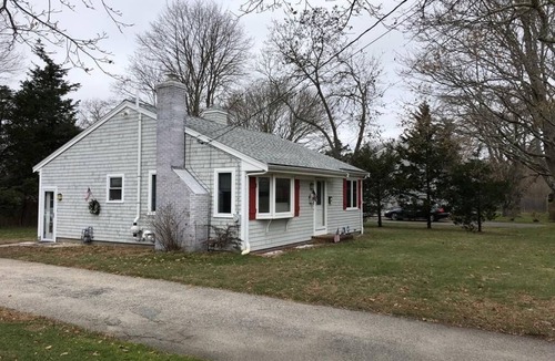 East Falmouth House | Falmouth Cape House!
