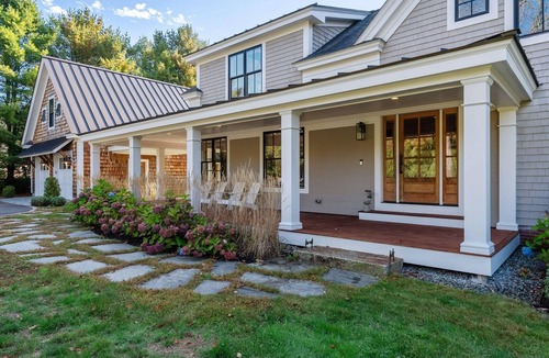 Falmouth Foreside House | Falmouth Foreside Cottage Escape - Luxe Kitchen + Walk to the Water!