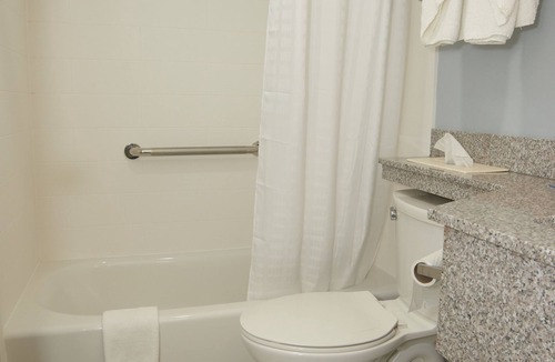 Teaticket Hotel | Falmouth Inn