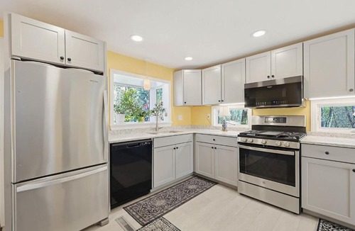 West Hyannisport House | Families, Plenty Of Space, Summer Vibes Awaits